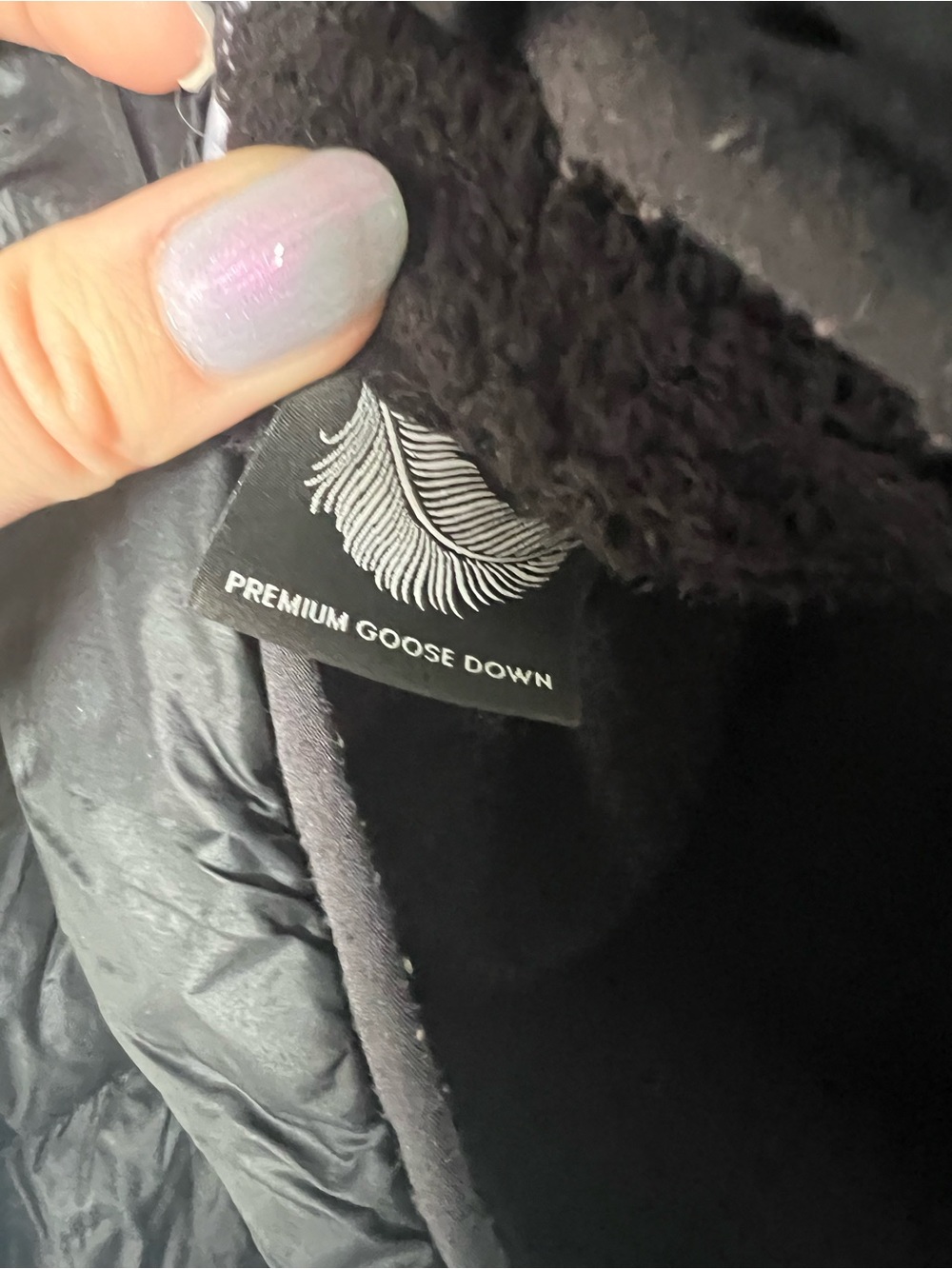 Aritzia TNA Black Goose Down Puffer Jacket Hooded Cozy Winter Coat Women’s L - Picture 6 of 7